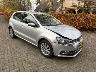 Volkswagen Polo 1.0 5DRS AIRCO PDC STOELVERWARMING picture 10