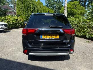 Mitsubishi Outlander 2.0PHEV  PLUGIN PREMIUM LUXE UITVOERING picture 4