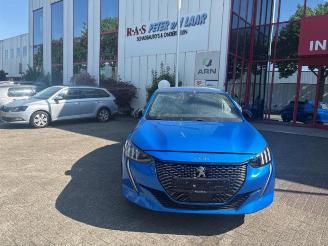 demontáž osobní automobily Peugeot 208 208 II (UB/UH/UP), Hatchback 5-drs, 2019 e-208 50 kWh 2020/1