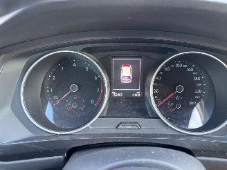 Volkswagen Tiguan 1.4 TSI CON. SERIES picture 12