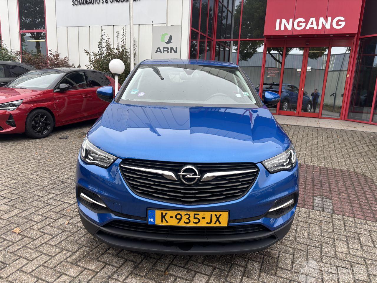 Opel Grandland X1.2T Bus.Ed. GEEN SCHADE PROBLEEM TURBO