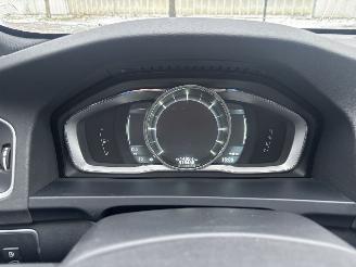Volvo V-60 2.4 D6 AWD R-DESIGN PLUG IN HYBRIDE picture 17