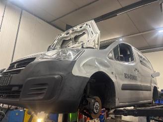Salvage car Peugeot Partner Partner (GC/GF/GG/GJ/GK), Van, 2008 / 2018 1.6 BlueHDI 75 2017/8
