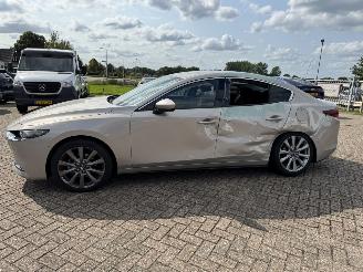 Mazda 3 2.5 -104 Kw e Sky Active G Automaat picture 11