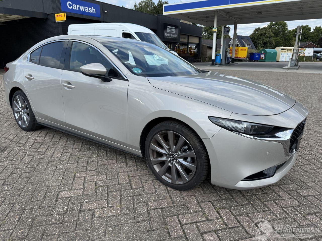 Mazda 3 2.5 -104 Kw e Sky Active G Automaat