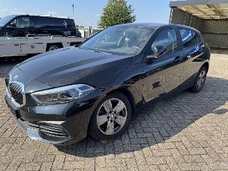 BMW 1-serie 118 I  Automaat  Advance picture 14