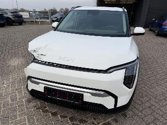 Kia EV3 Earth  Battery 81 Kw picture 4