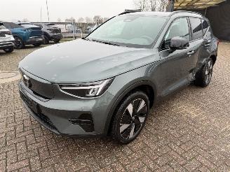  Volvo EX40 Extended Range 180 Kw 2025/10