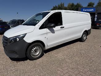 Schadeauto Mercedes Vito 116 CDi  Lang. Wielbasis 3.43m 2024/10