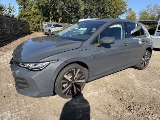 Damaged car Volkswagen Golf 1.5 E-Hybride 2026/1