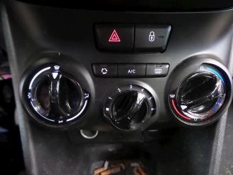 Peugeot 208 208 I (CA/CC/CK/CL), Hatchback, 2012 / 2019 1.2 Vti 12V PureTech 82 picture 7