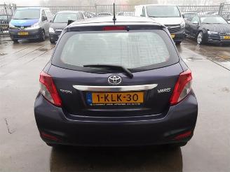 Toyota Yaris Yaris III (P13), Hatchback, 2010 / 2020 1.33 16V Dual VVT-I picture 6
