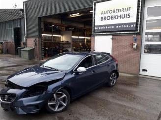 demontáž osobní automobily Volvo V-40 V40 (MV), Hatchback 5-drs, 2012 / 2019 1.6 D2 2013/11