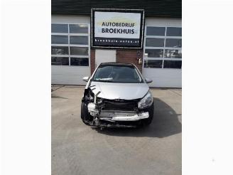 demontáž osobní automobily Toyota Yaris Yaris III (P13), Hatchback, 2010 / 2020 1.5 16V Hybrid 2012/6