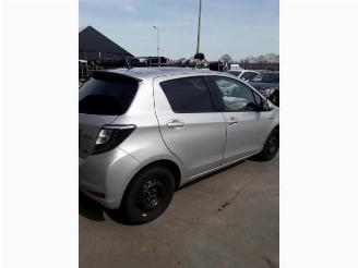 Toyota Yaris Yaris III (P13), Hatchback, 2010 / 2020 1.5 16V Hybrid picture 7