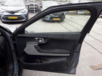 Polestar 2 Polestar 2, Liftback, 2019 78kWh Long Range Dual Motor picture 10