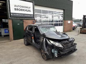 Vrakbiler auto Kia Sportage Sportage (SL), Terreinwagen, 2010 / 2016 2.0 CVVT 16V 4x2 2010/10