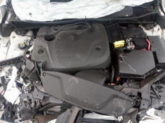 Volvo V-40 V40 (MV), Hatchback 5-drs, 2012 / 2019 2.0 D2 16V picture 10