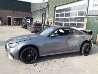Mercedes E-klasse E (C238), Coupe, 2016 E-200 EQ Boost 2.0 Turbo 16V picture 2