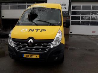 Auto da rottamare Renault Master Master III (MA/MB/MC/MD/MH/MF/MG/MH), Van, 2010 2.3 dCi 135 16V FWD 2015/10
