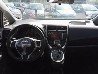 Toyota Verso S Verso S, MPV, 2010 / 2016 1.33 16V Dual VVT-I picture 13