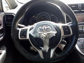 Toyota Verso S Verso S, MPV, 2010 / 2016 1.33 16V Dual VVT-I picture 14