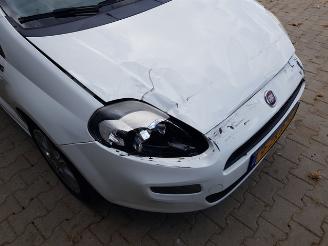 Fiat Punto Evo 0.9 TwinAir Young picture 9