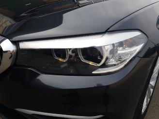 BMW 5-serie Touring 520d Executive picture 32