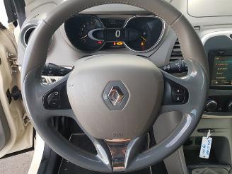 Renault Captur 0.9 TCe Expression picture 17