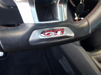 Peugeot 208 1.6 THP GTi picture 36