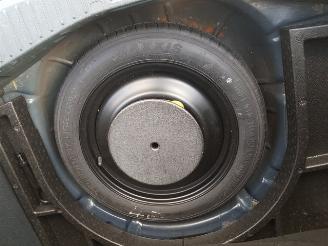 Ford C-Max 1.0 Lease Titanium picture 22