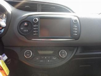 Toyota Yaris Yaris III (P13), Hatchback, 2010 / 2020 1.5 16V Hybrid picture 26