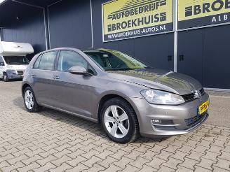 Volkswagen Golf 1.6 TDI Highline picture 6