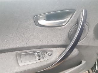 BMW 1-serie 116i High Executive picture 17