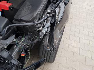 Renault Clio 1.0 TCe Intens picture 16