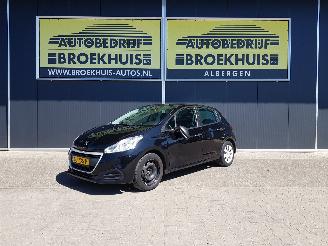 Damaged car Peugeot 208 1.0 PureTech Access 2015/6