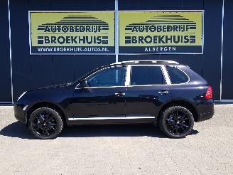 Porsche Cayenne 4.5 S picture 2