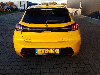 Peugeot 208 1.2 PureTech GT-Line picture 5