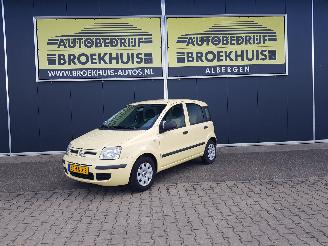 uszkodzony samochody osobowe Fiat Panda 1.2 Active 2010/5