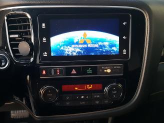 Mitsubishi Outlander 2.4 PHEV Intense picture 34