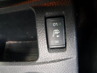 Nissan Qashqai 1.2 Premier Edition picture 25