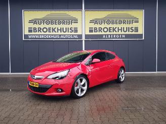 krockskadad bil auto Opel Astra GTC 1.4 Turbo Sport 2013/6