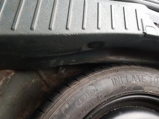 Ford C-Max 1.0 Titanium picture 11