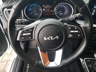 Kia Ceed 1.6 GDI PHEV DynamicPlusLine picture 18