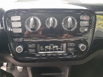 Volkswagen Up! 1.0 move up! picture 16