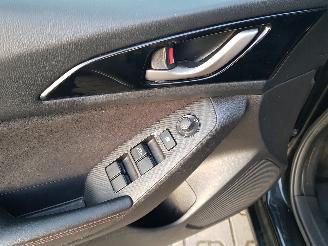 Mazda 3 2.0 SkyActiv-G 120 SkyLease GT picture 24