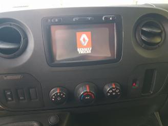 Renault Master T35 2.3 dCi L3H3 picture 16
