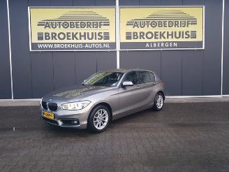 krockskadad bil auto BMW 1-serie 120i High Executive 2017/4