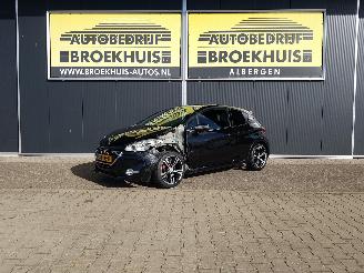 Damaged car Peugeot 208 1.6 THP GTi 2014/9