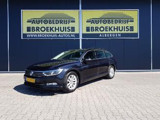 skadebil auto Volkswagen Passat Variant 1.6 TDI Comfortline 2015/6